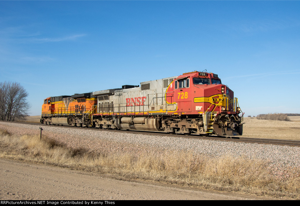 BNSF 728